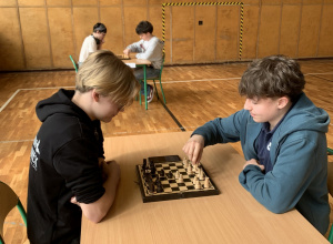 Szachowe emocje w ZST-I