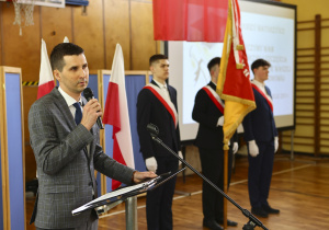 Zdjęcie 1 na 35
